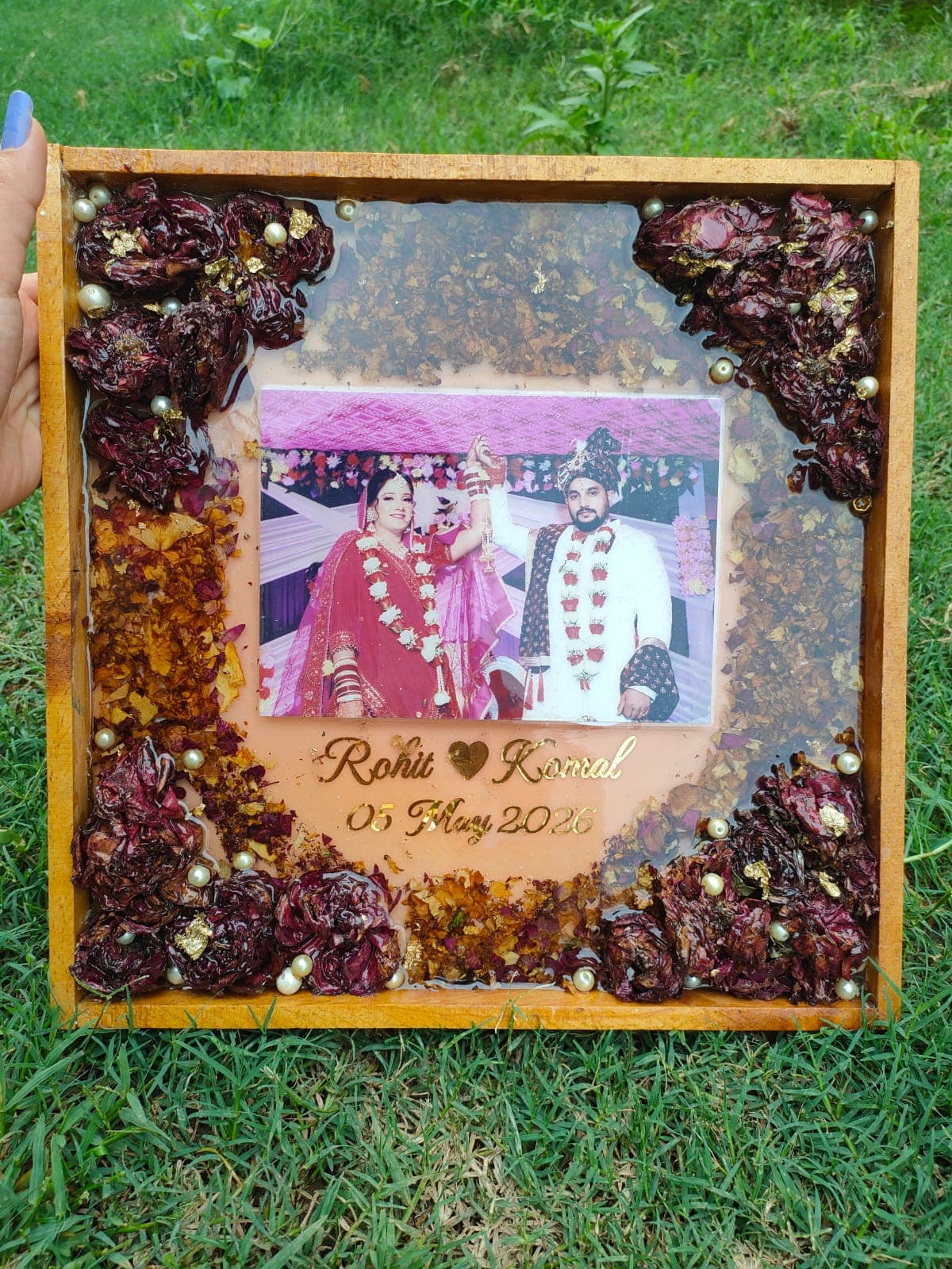 Vows and Petals Floating Panel